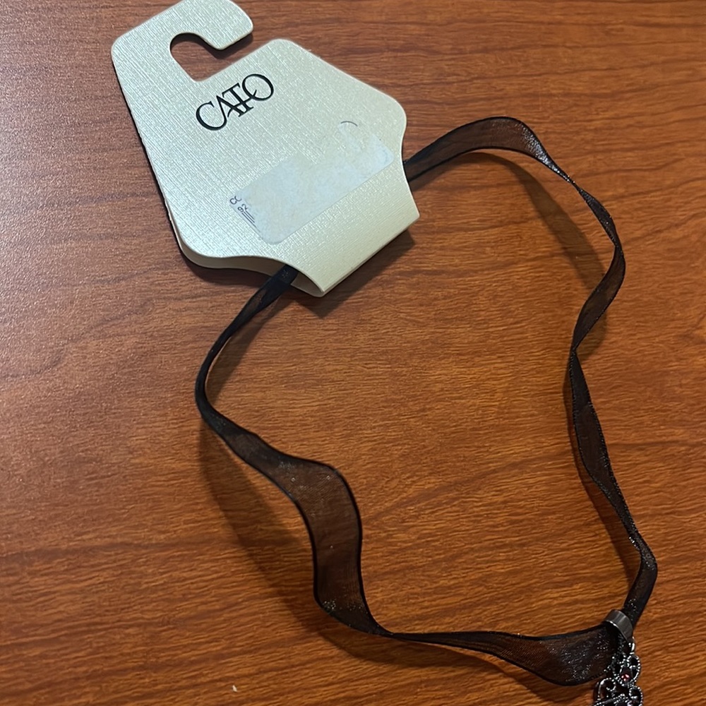 Cross Necklace - Picture 3 of 4